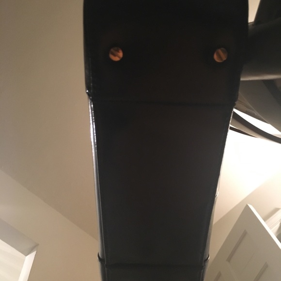 Tory Burch Robinson Tote - Picture 3 of 7